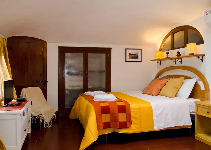 Antico Monastero Di Bed and Breakfast