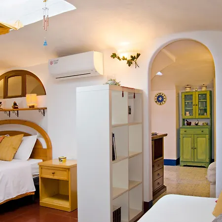 Antico Monastero Di Bed & Breakfast 4*