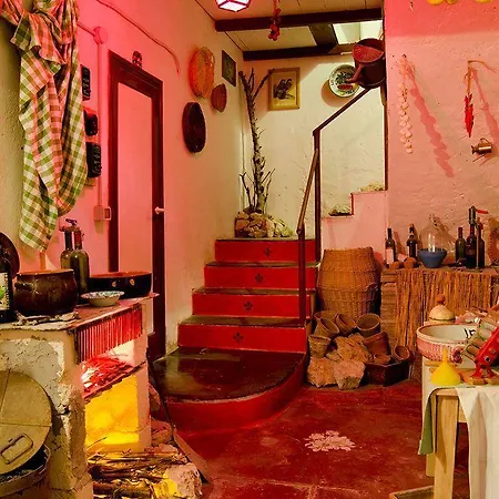 فندق مبيت وإفطار Antico Monastero Di 4*