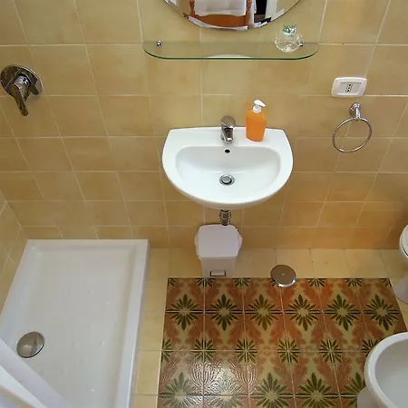 فندق مبيت وإفطار Antico Monastero Di 4*