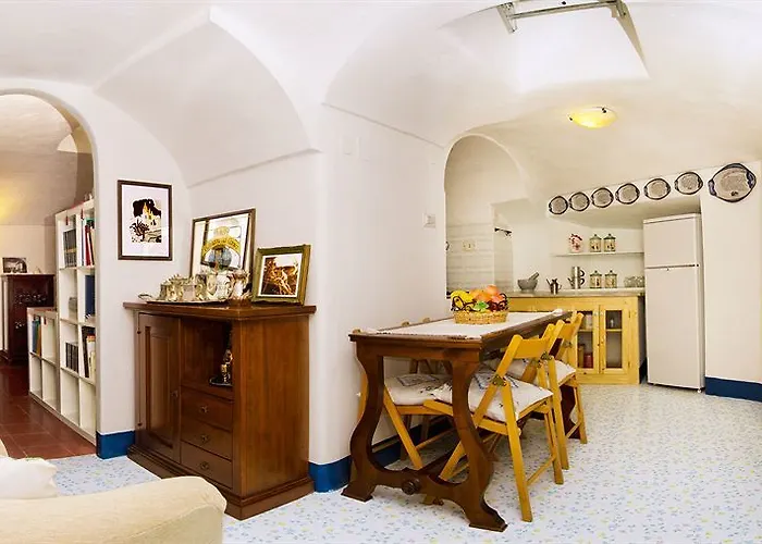 アンティコ モナステロ ディ アナカプリ