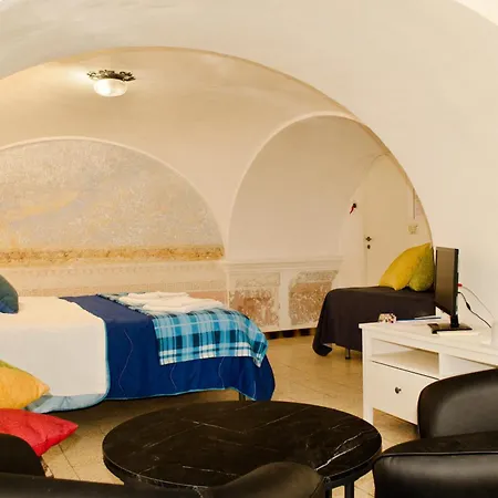 Antico Monastero Di فندق مبيت وإفطار أناكابْري