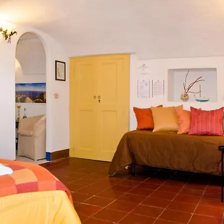 Antico Monastero Di فندق مبيت وإفطار 2*
