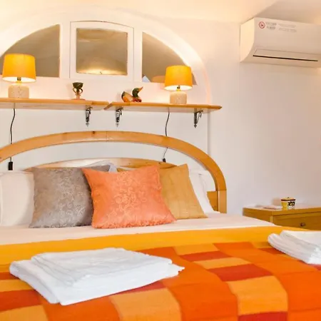فندق مبيت وإفطار Antico Monastero Di 2*